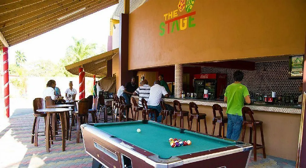 Donway, A Jamaican Style Village Montego Bay
