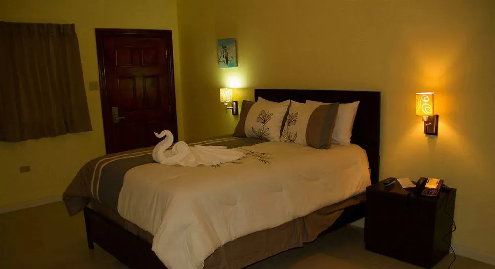 Donway, A Jamaican Style Village Montego Bay